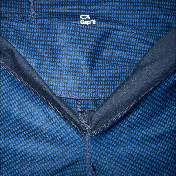 GapFit•Like New•👖Blue/Black👖 Patterned Leggings - Picture 3 of 4